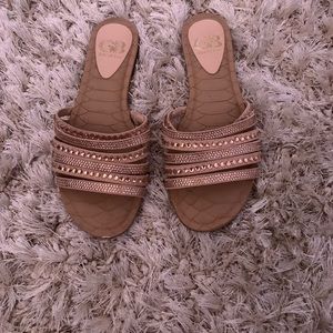 Peach Blush Nude colored Gianni Bini sandals